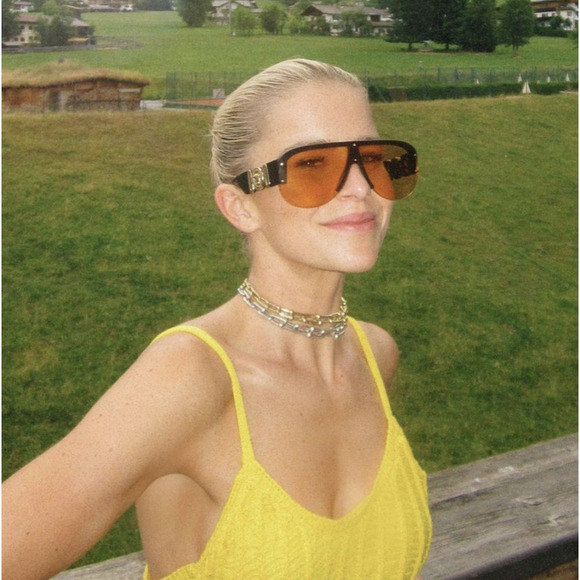 NWT Versace VE4391 Black Shield 148mm Sunglasses main image 4